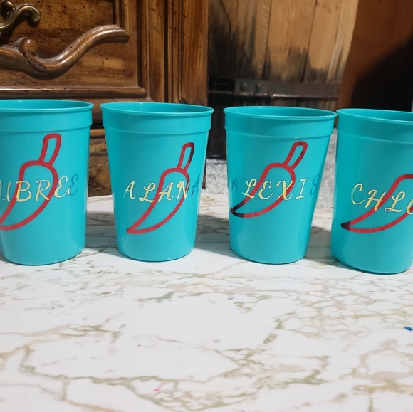 Cups - Picture 2 of 8